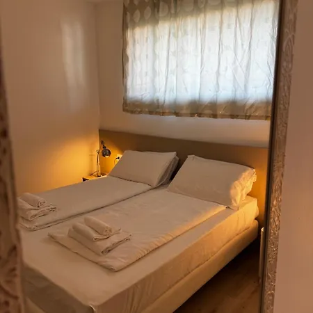 Gardabreak Rooms&Breakfast Holiday Apartments-2
